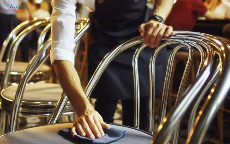 نکاتی کابردی و عملی برای نگهداری و تمیز کردن صندلی فلزی